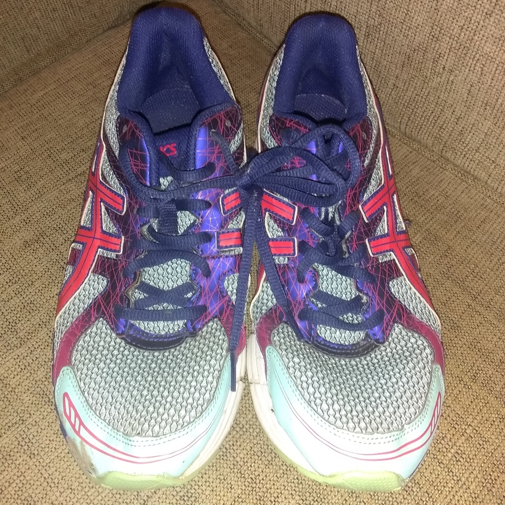 Women's asics shoes